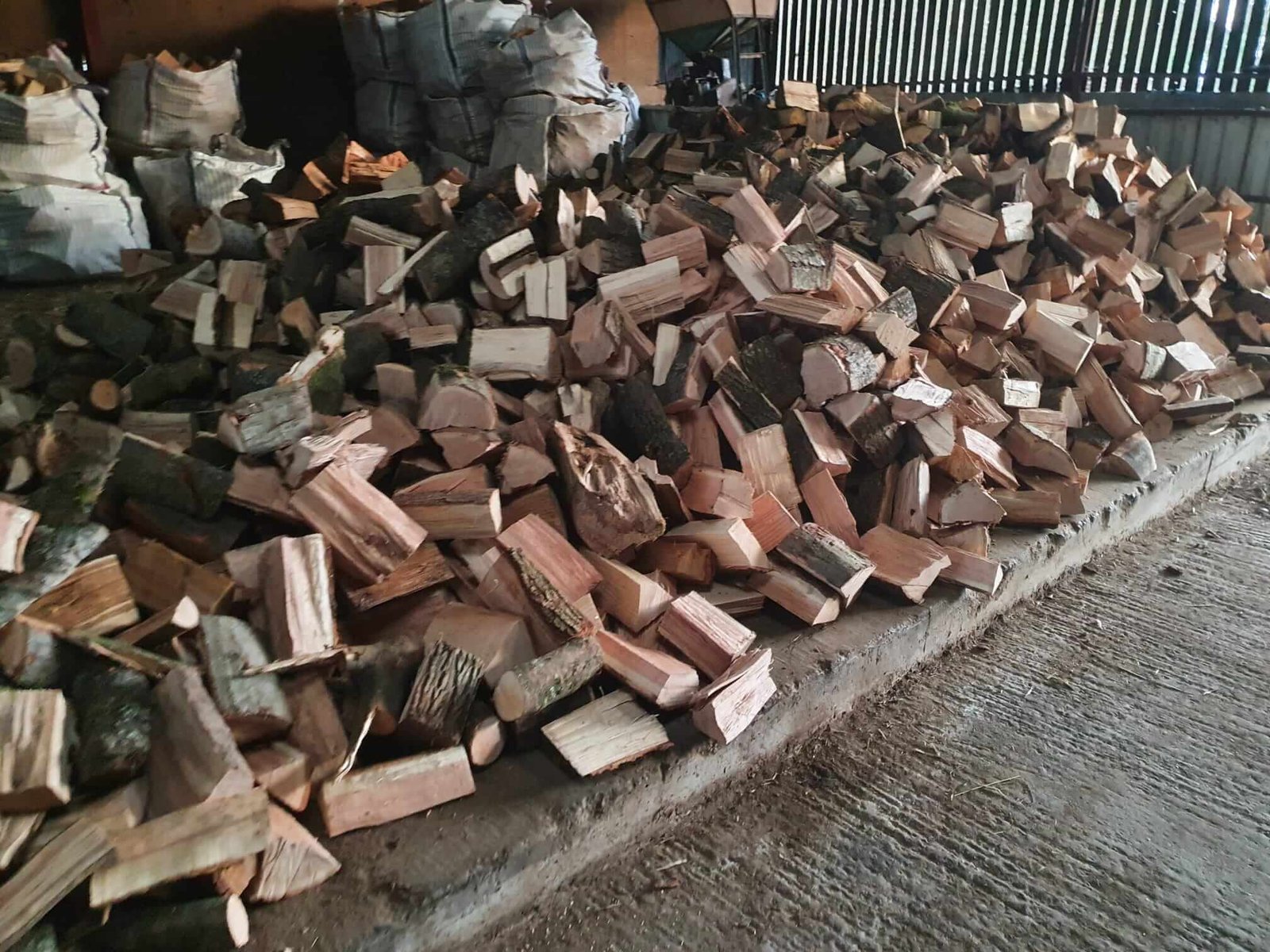 Firewood Logs Bristol